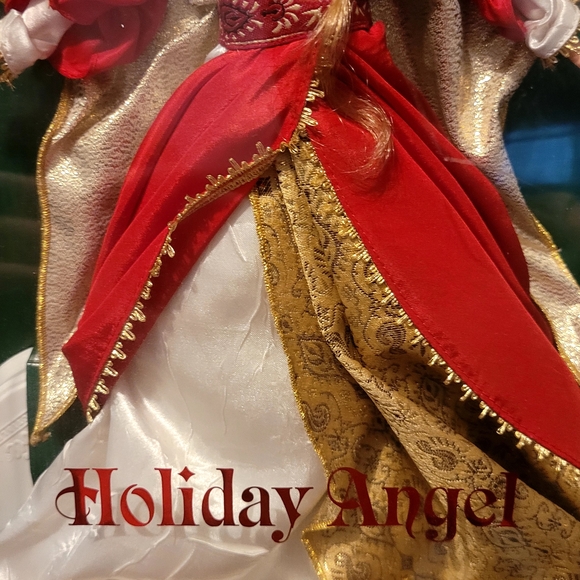 Mattel Holiday Angel Barbie dolls from the Collector Edition series. NRFB - Picture 13 of 16